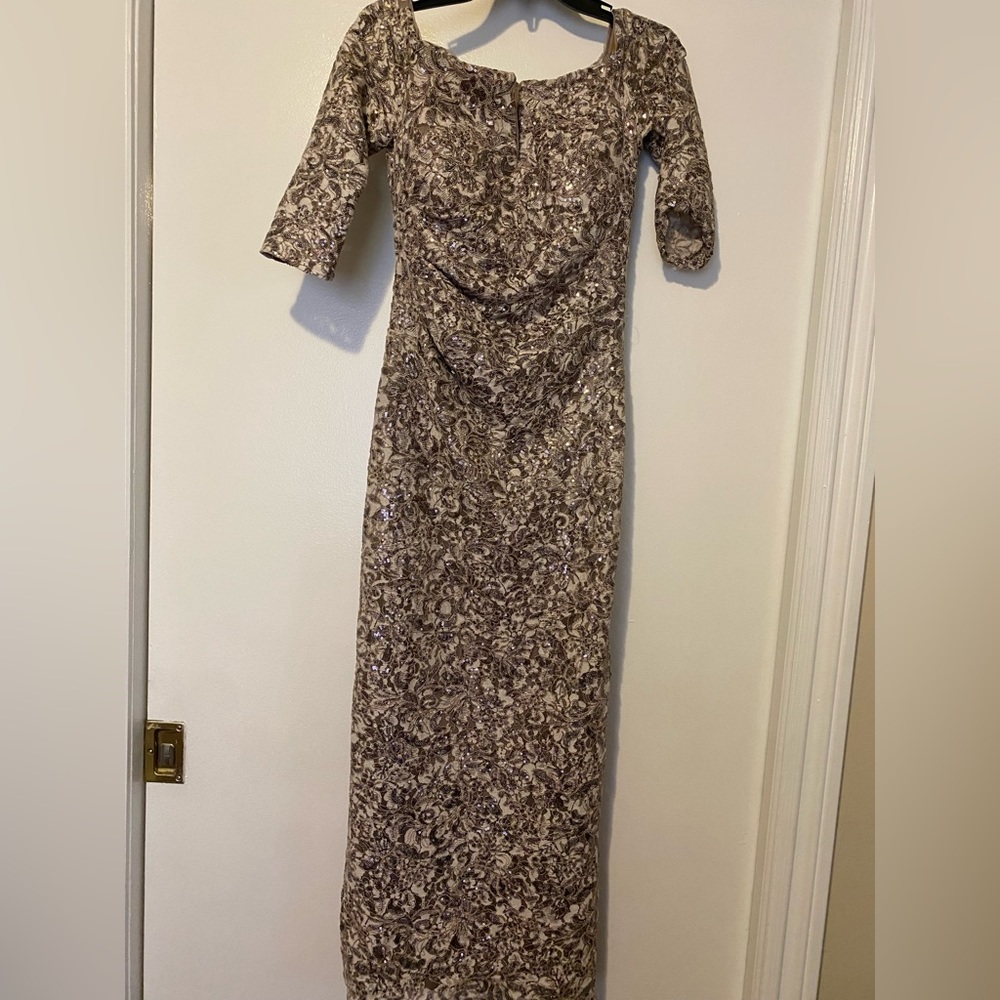 Beige/brown dress